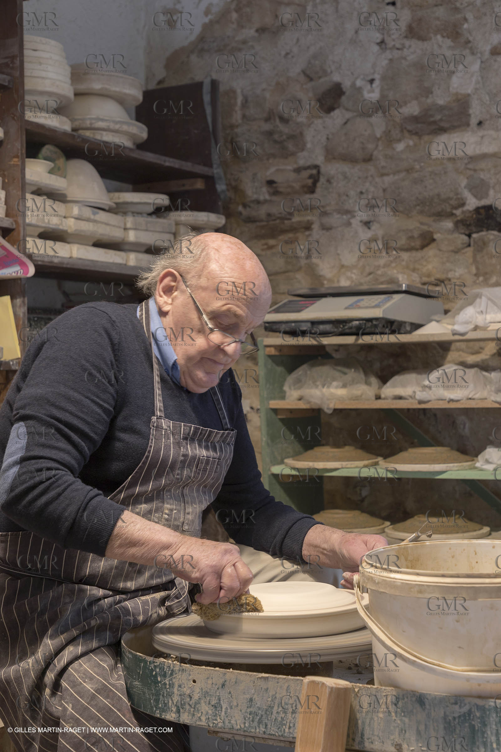 17 05 2018, Apt (FRA,84), Atelier de Faïence Rigo