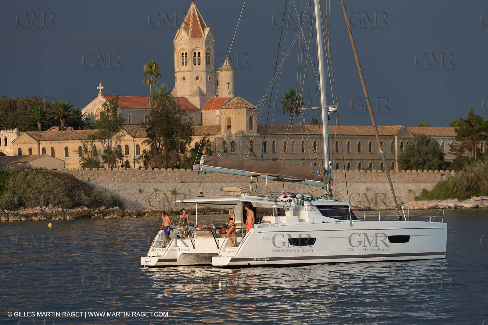 12 09 2016, Cannes (FRA,06), Chantier Fountaine-Pajot, Helia 44