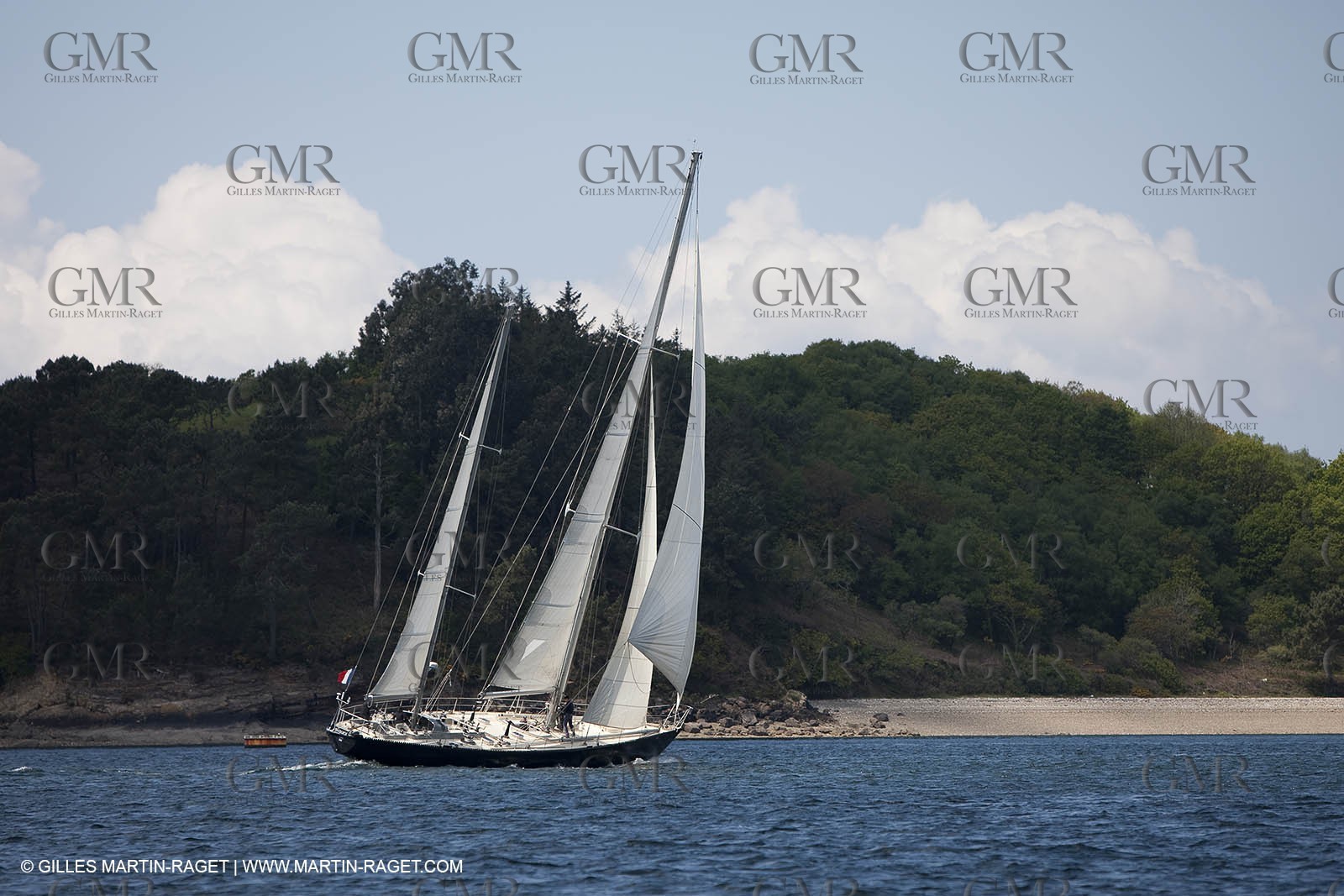 19 05 2010 -  Lanveoc Poulmic (FRA,29) - French Navy School Grand Prix - Pen Duick VI