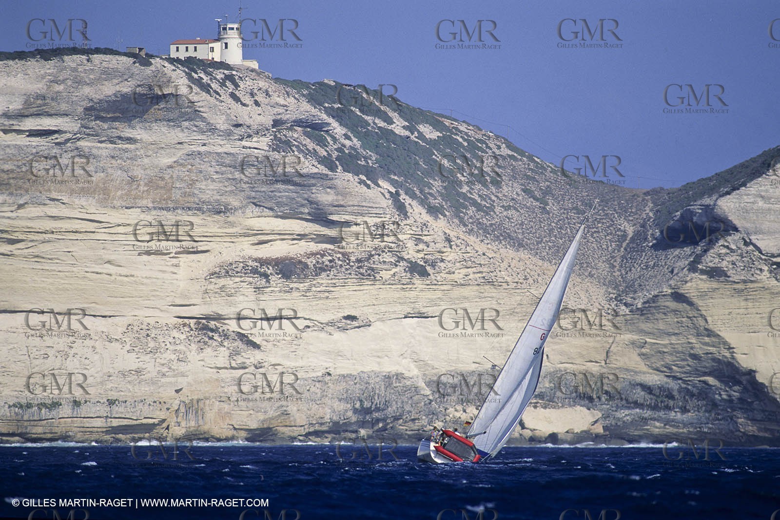 Voile, croisière, monocoque sous voiles