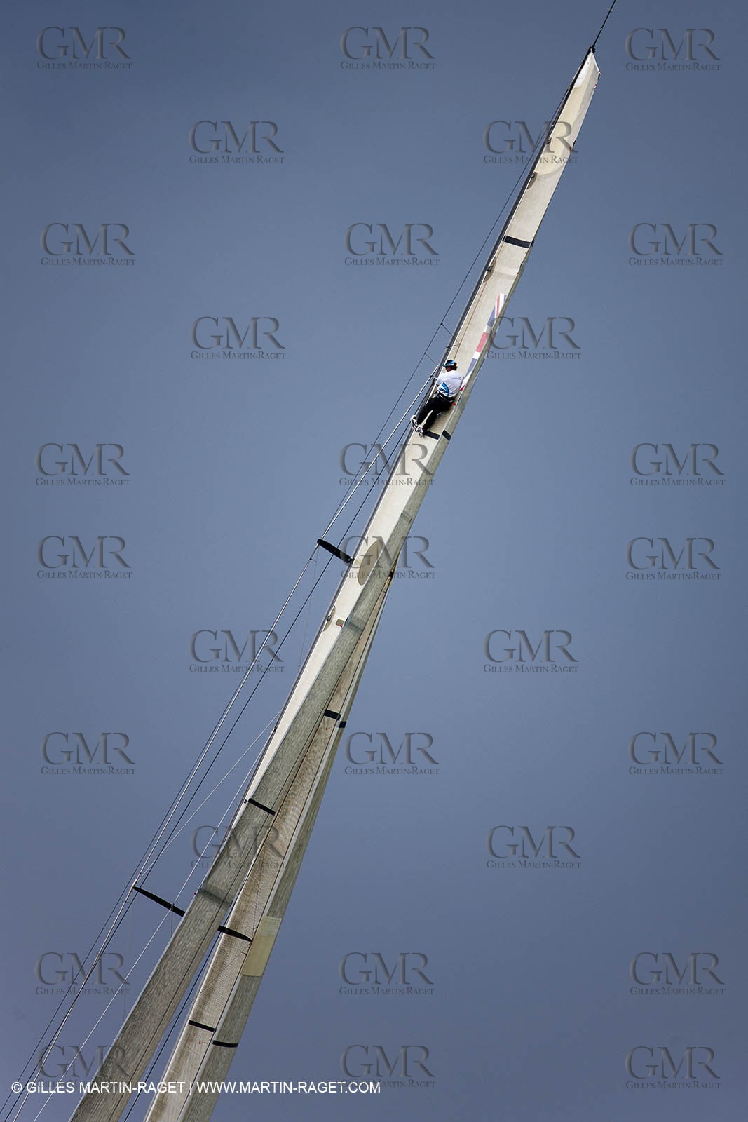 04 08 2010 - Cowes (UK, IOW) - The 1851 Cup -  BMW ORACLE Racing - Day 2.