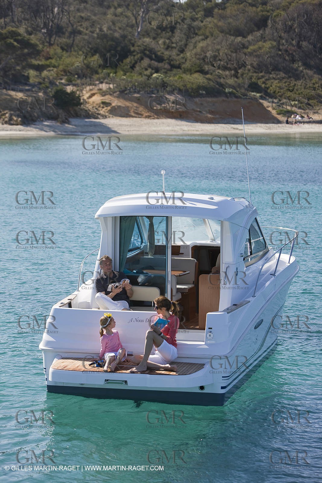 15 04 2008 - Porquerolles (Fra, 83) - Beneteau - Antares 8