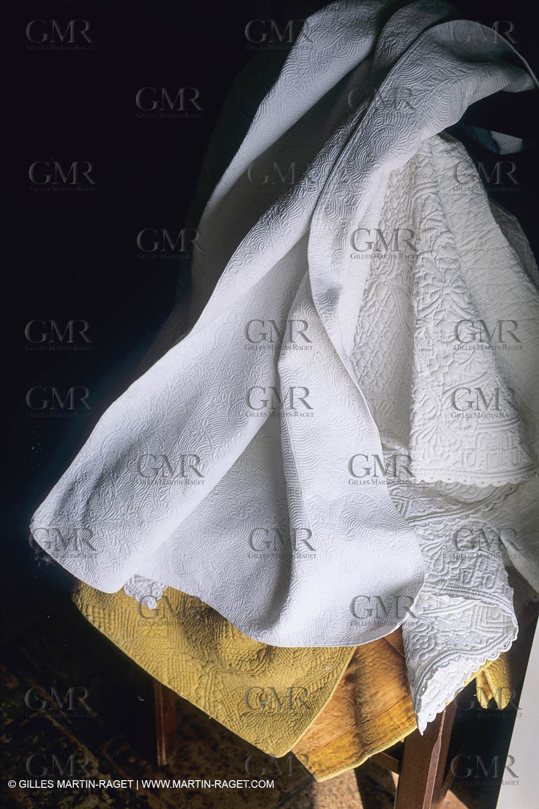 France, Provence, Traditions, Boutis et piqués, traditional cloths from Provence