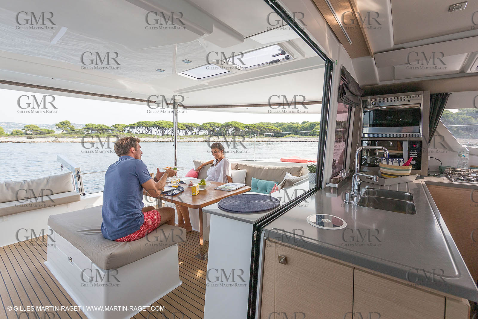 12 09 2016, Cannes (FRA,06), Chantier Fountaine-Pajot, Helia 44