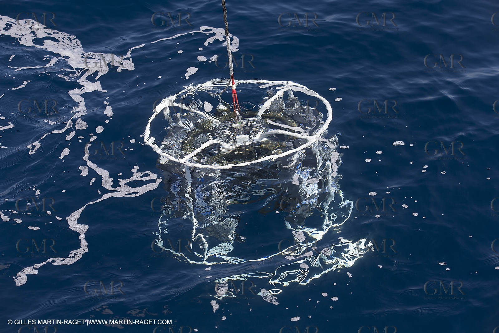 11 09 2014 - la Ciotat (FRA,13) - onboar Al Azzizi, oceanographic research ship buit by H2X boat yard, measure devices manipuation