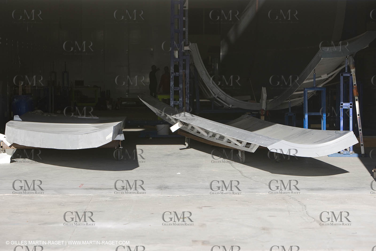 22 01 2008 - La Ciotat (FRA, 13) - Construction of cruising catamaran Nahema at H2X boatyard - Mould construction