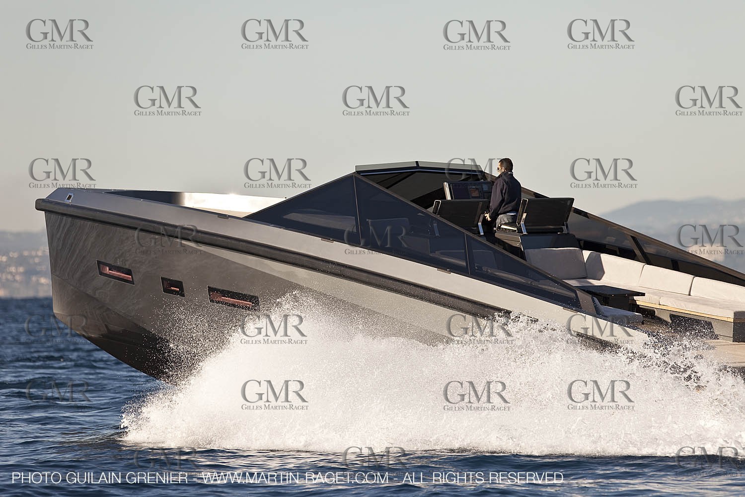 11 11 2009 - Saint Jean Cap Ferrat (FRA,06) Wally Yachts - Wallypower 55