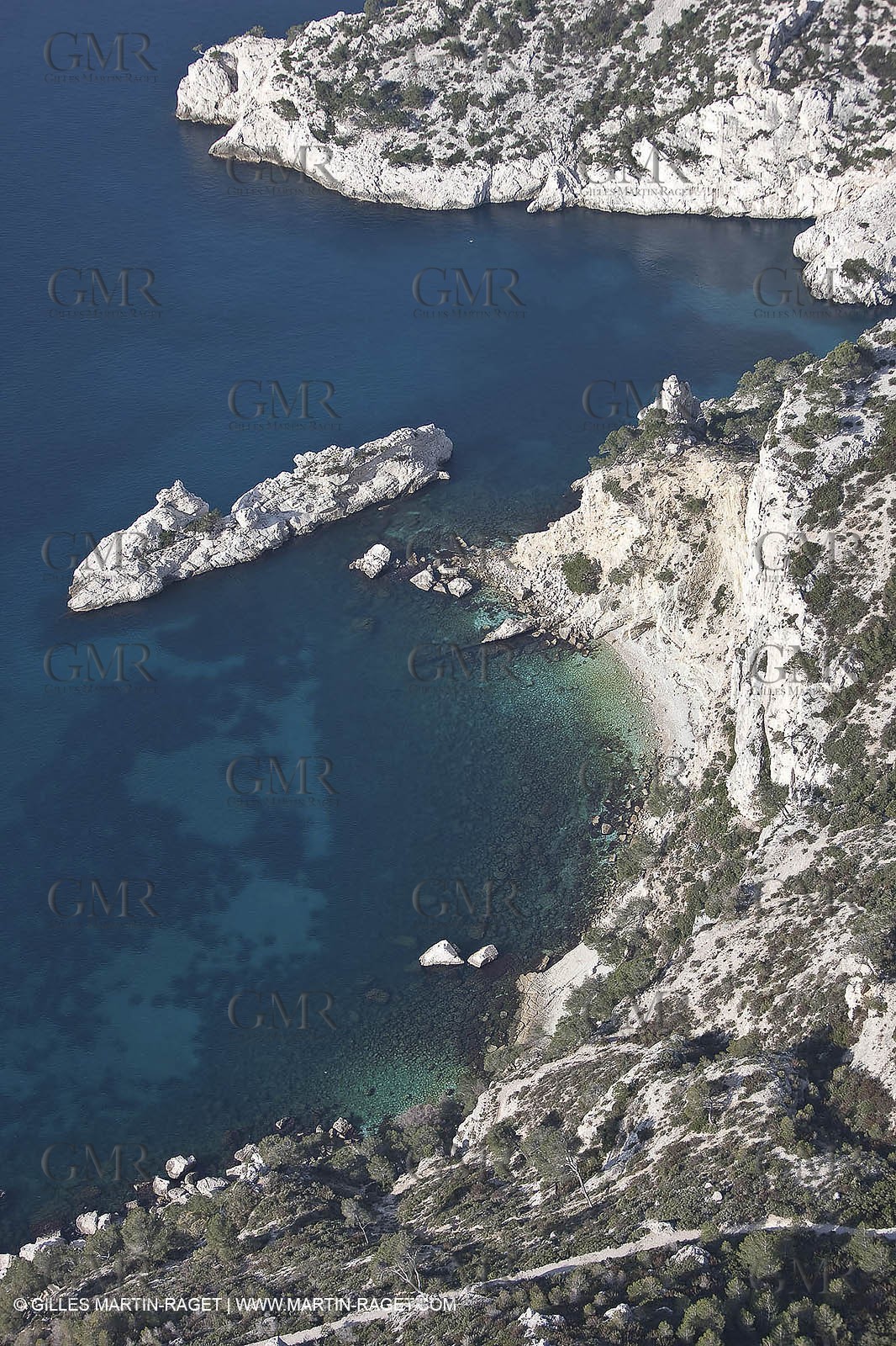 10 03 2009 - Marseille (FRA, 13) - Calanques - Les Pierres tombées (bottom), Sugitton