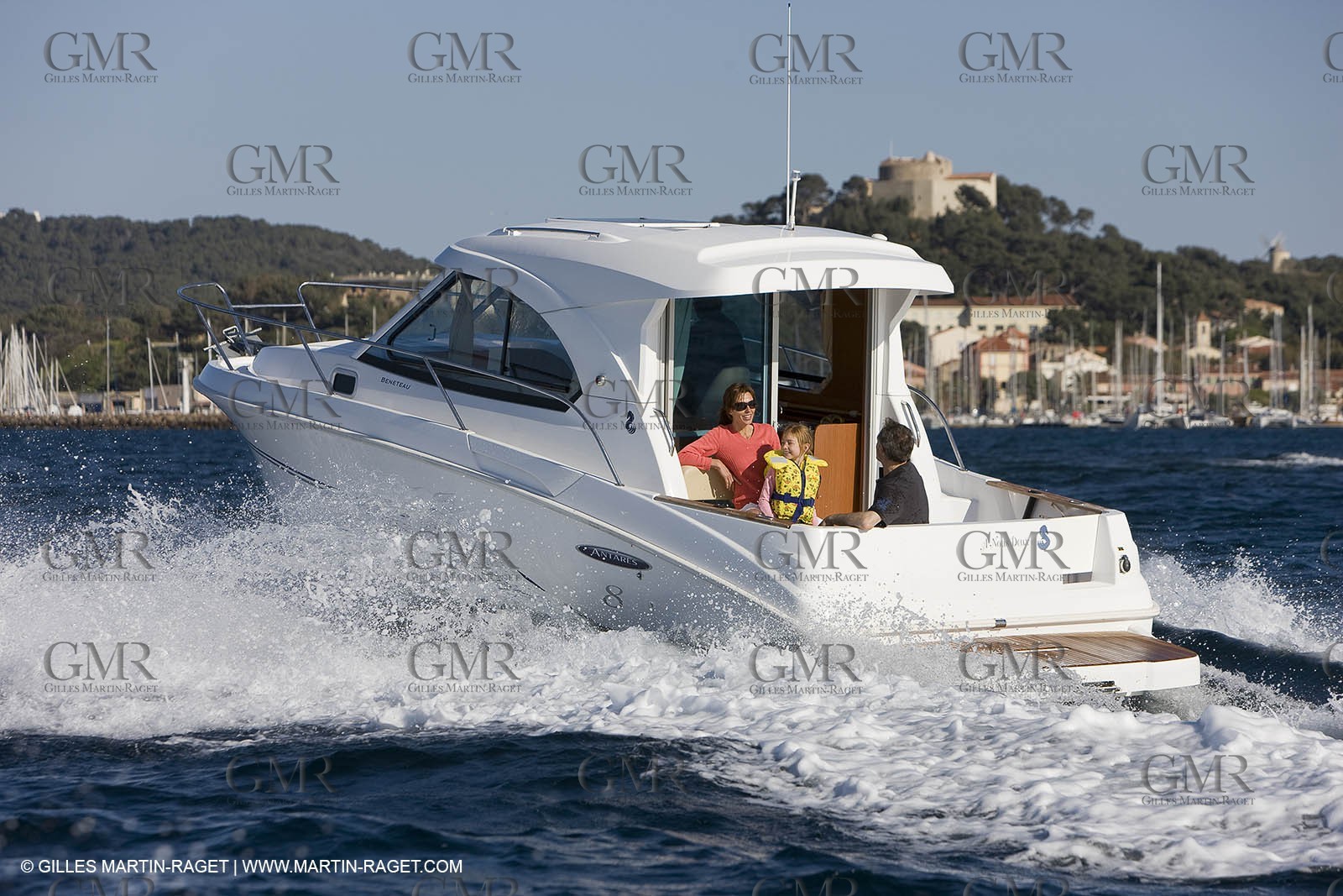 15 04 2008 - Porquerolles (Fra, 83) - Beneteau - Antares 8