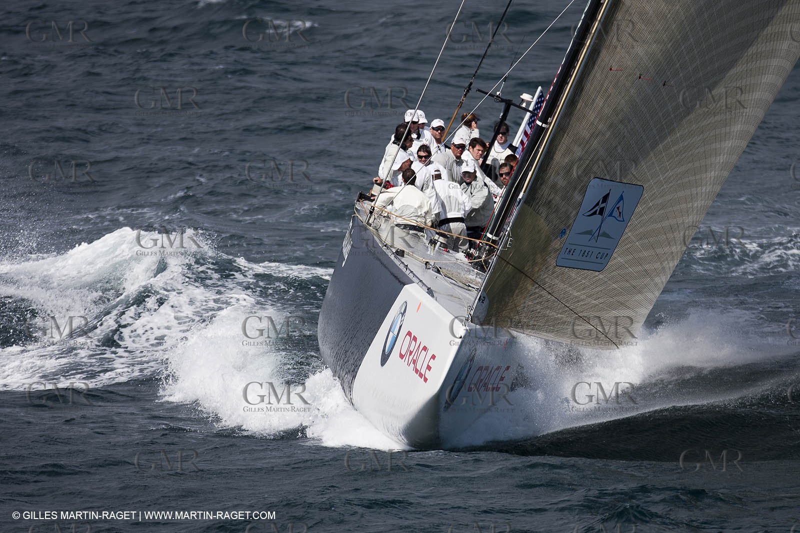 05 08 2010 - Cowes (UK, IOW) - The 1851 Cup -  BMW ORACLE Racing -  - Round The Island Race - Rounding the Needles.