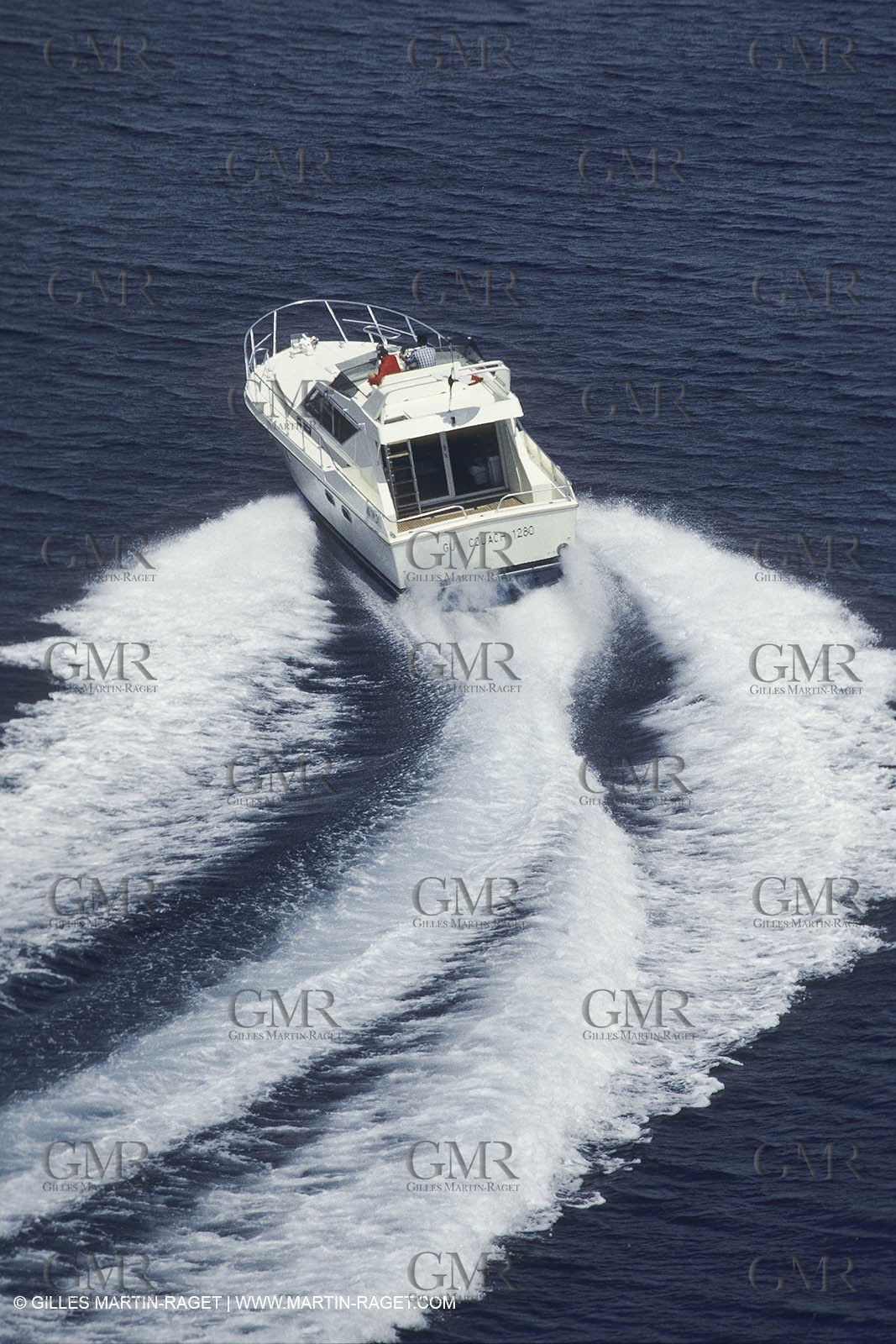 Powerboating, cruising, croisière moteur