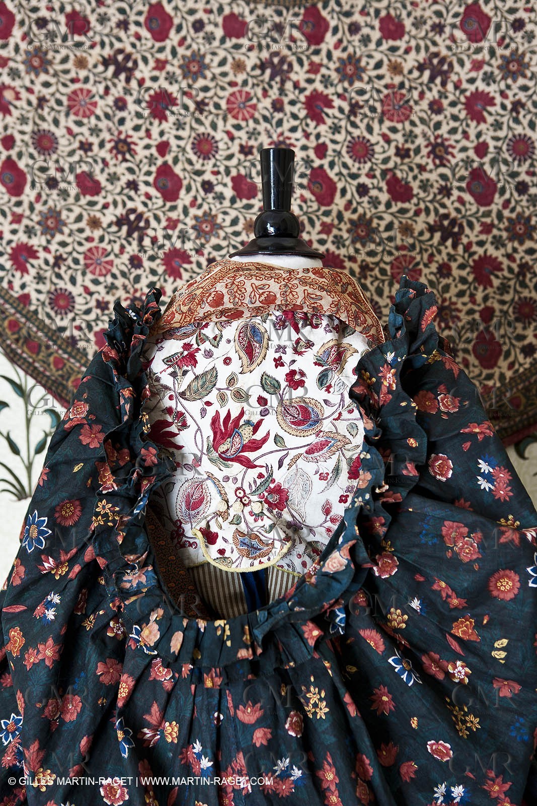 30 06 2011 - Toulon (FRA,83) - Villa Rosemaine - Indiennes sublimes exhibition