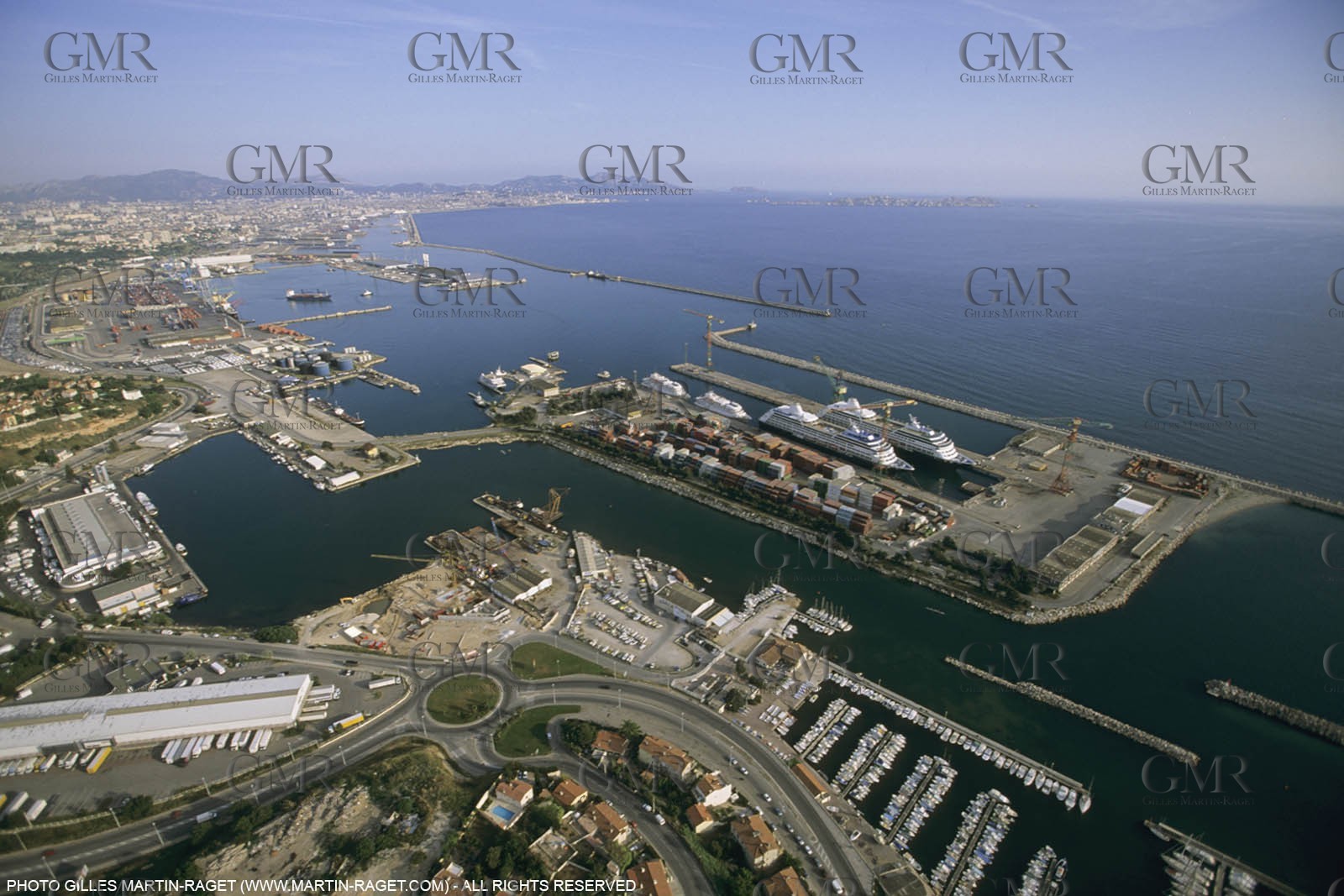 France, Provence, Marseille, Port de commerce, opérations portuaires, métiers de la mer