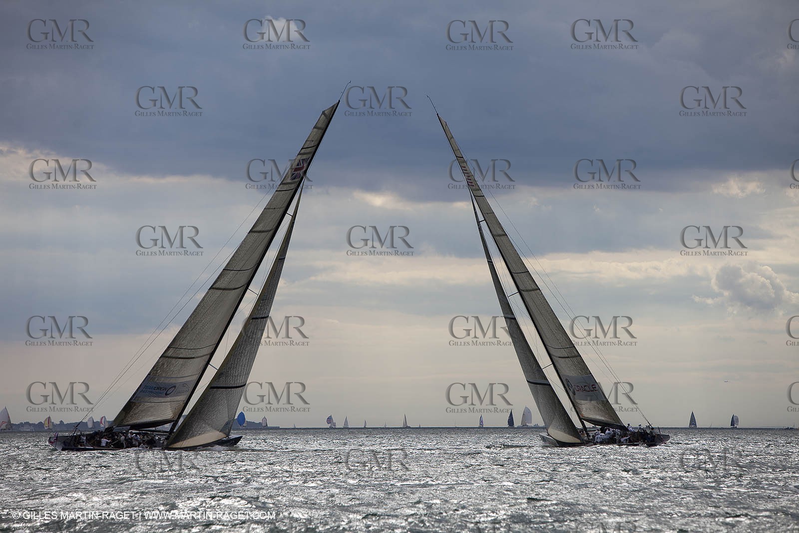 02 08 2010 - Cowes (UK, IOW) 1851 Cup -  BMW ORACLE Racing - Training Day