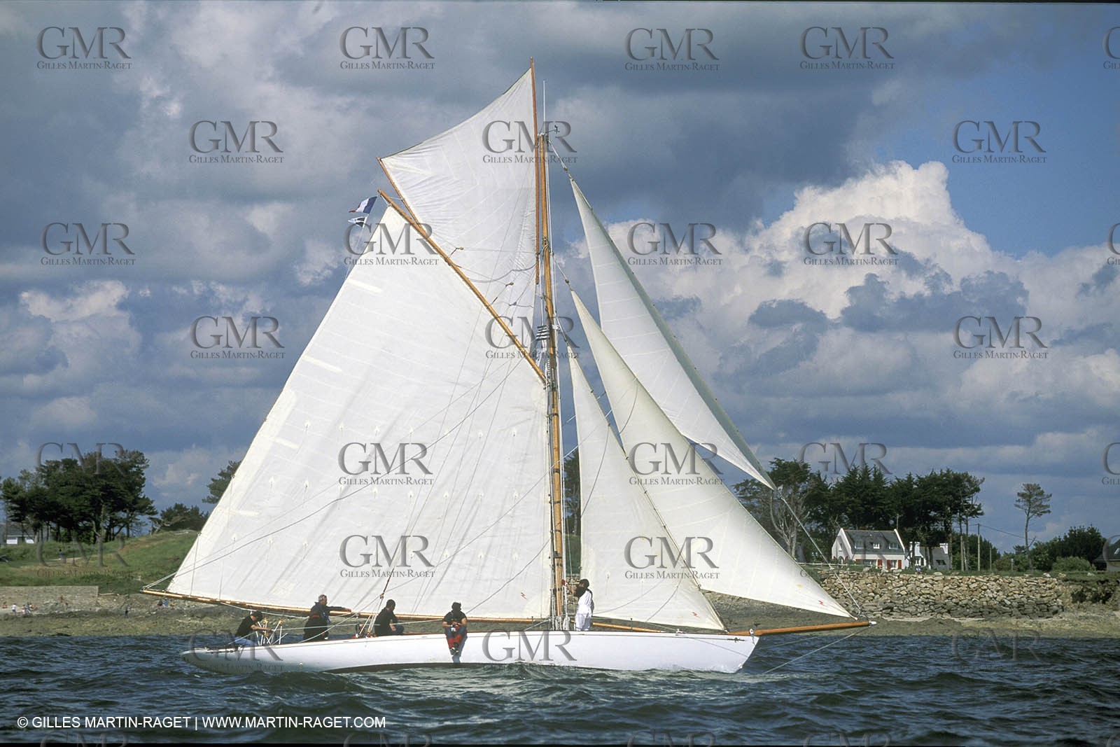 Viola - Classic yachts