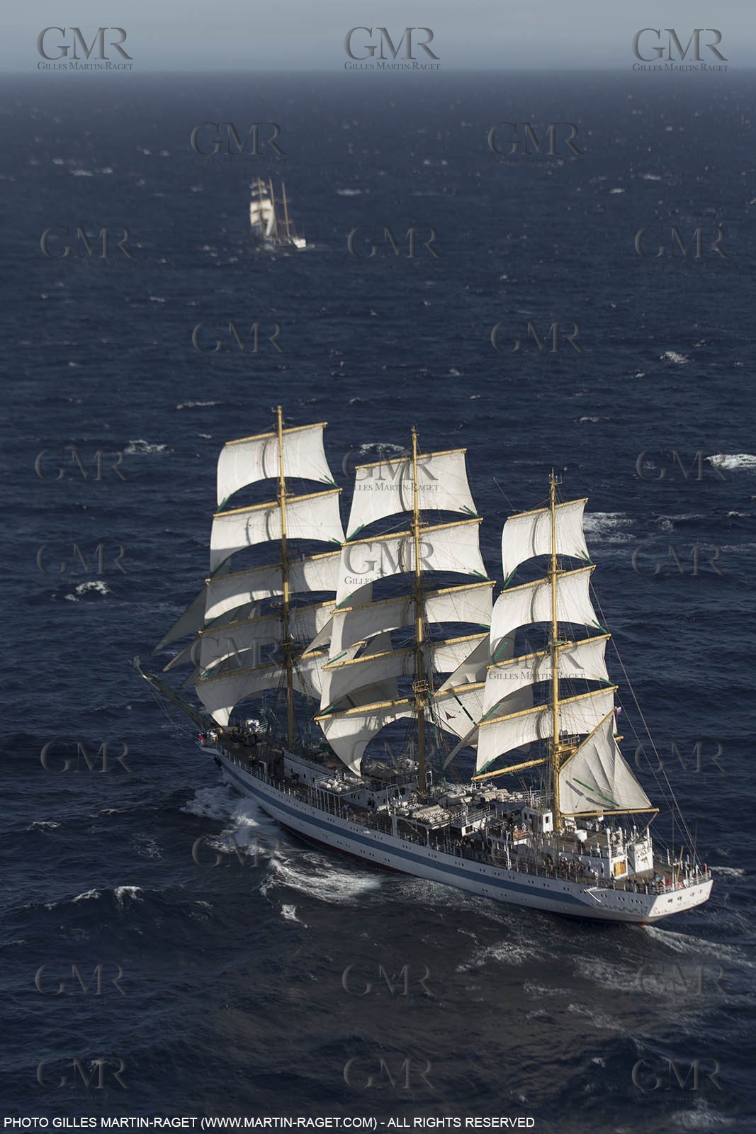 30 09 2013 - Toulon (FRA,83) - Toulon Voiles de Légende - Start towards La Spezia - MIR