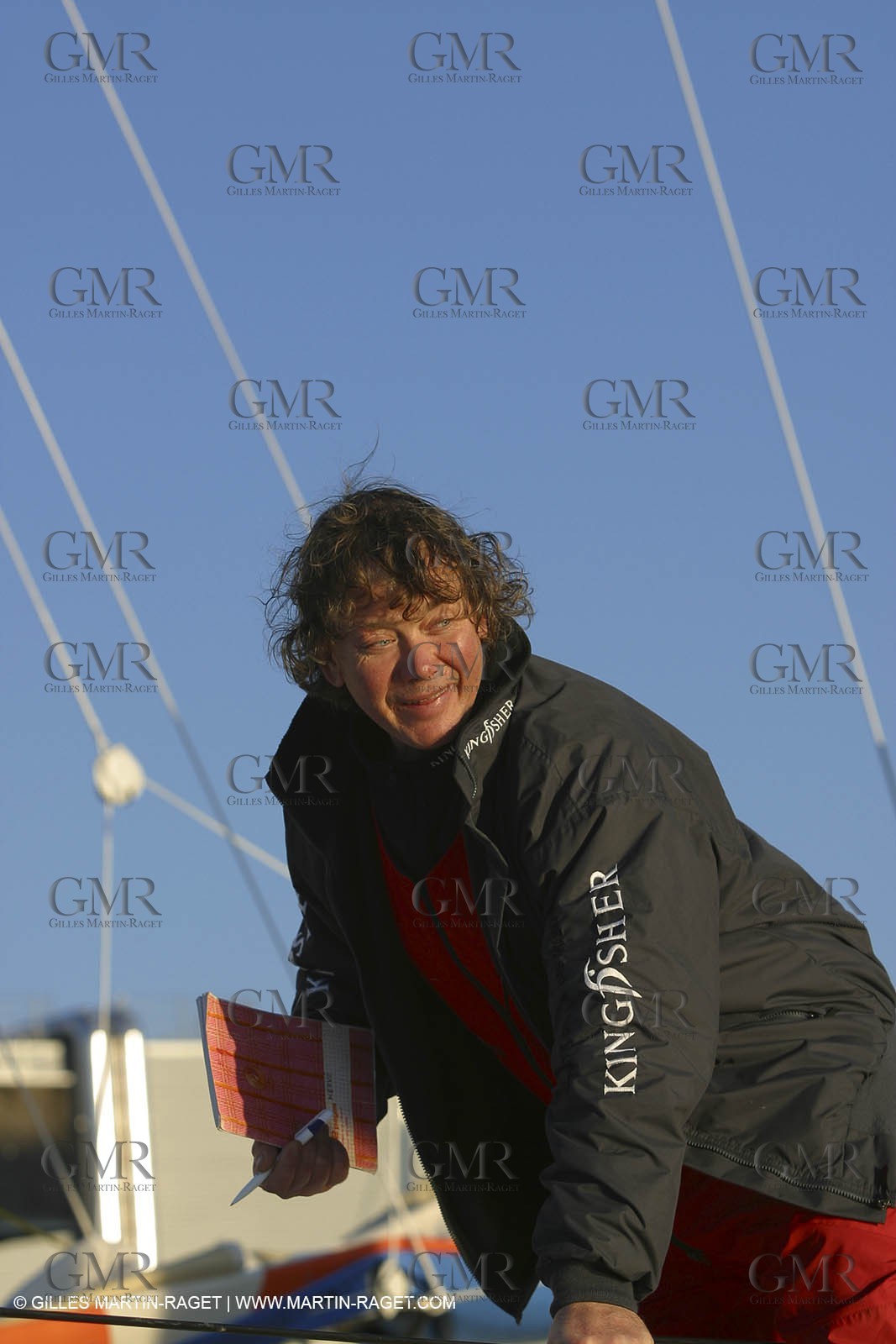 Kingfisher II - Jules Verne Trophy 2002 start - Brest