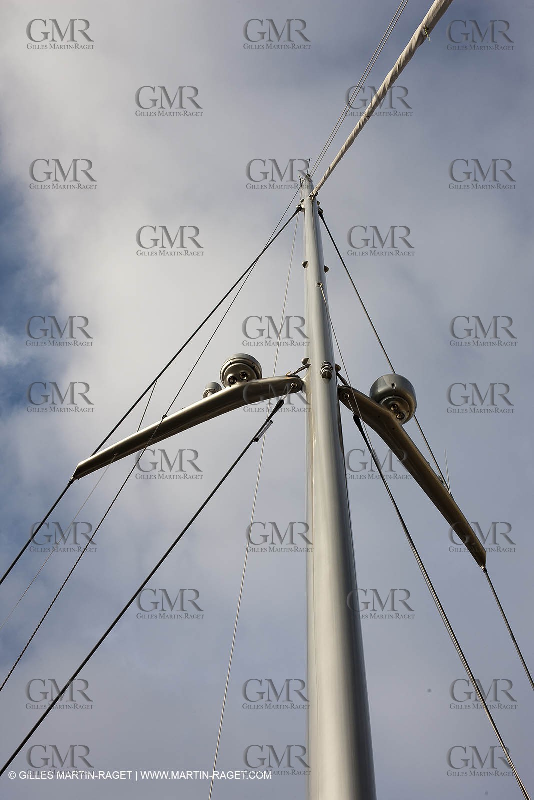 25 02 2011 - La Ciotat (FRA,13) - Super Yachts - Chantier H2X - Cartouche