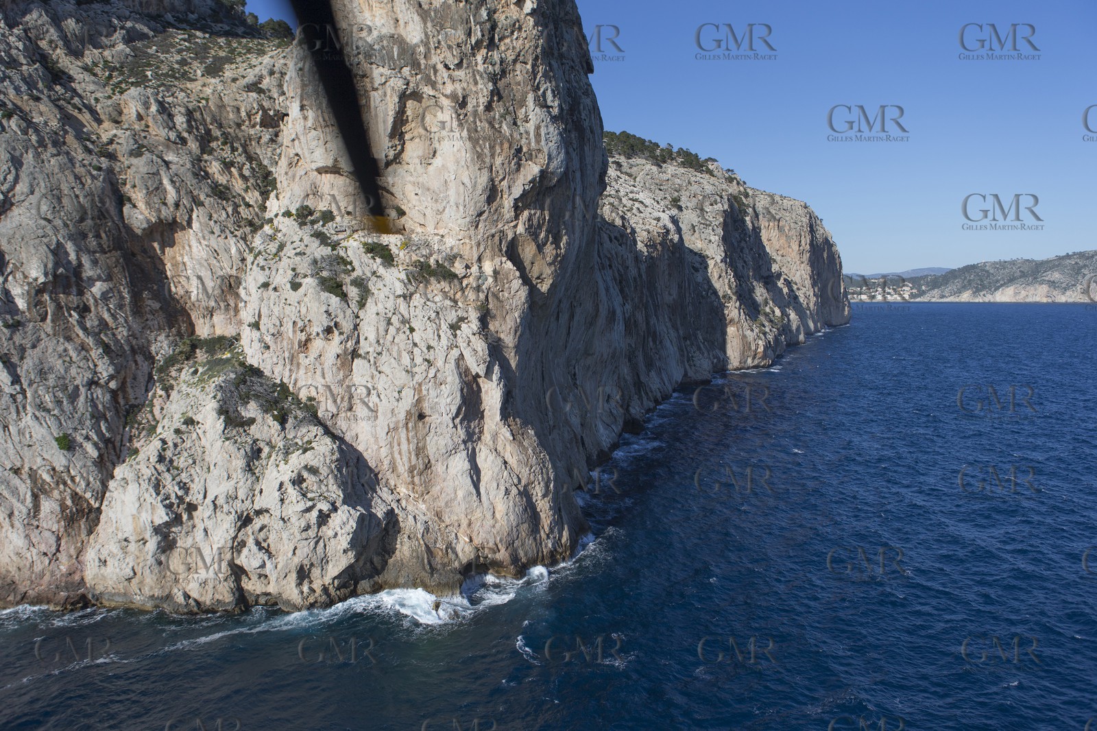 08 04 2015, Andraitx (Isla de Mallorca, Islas Baleares, ESP), Chantier Fountaine-Pajot, Motor Yacht 37