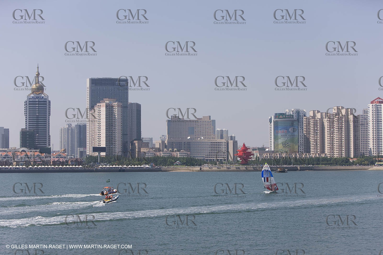 07 08 2008 - Qingdao (CHN) - Jeux Olympiques - la Marina Olympique