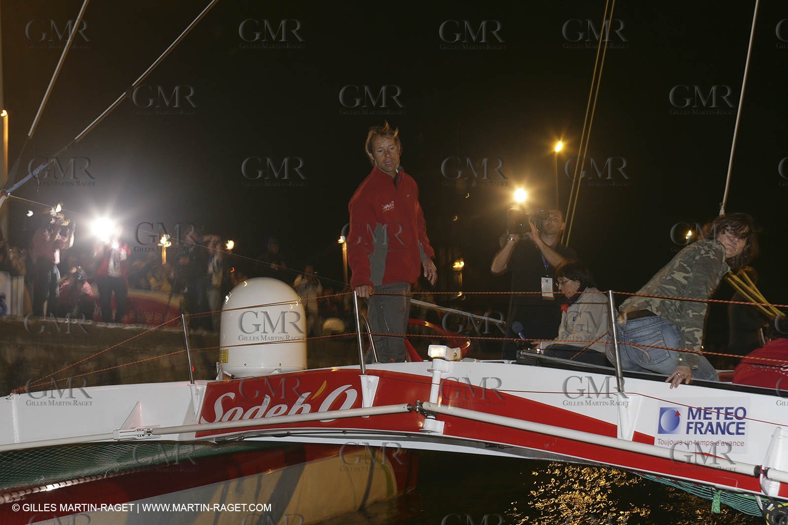 27 10 2006 - Saint Malo (FRA) - Route du Rhum 2006 - Thomas Coville - Sodeb'O - Lock passage