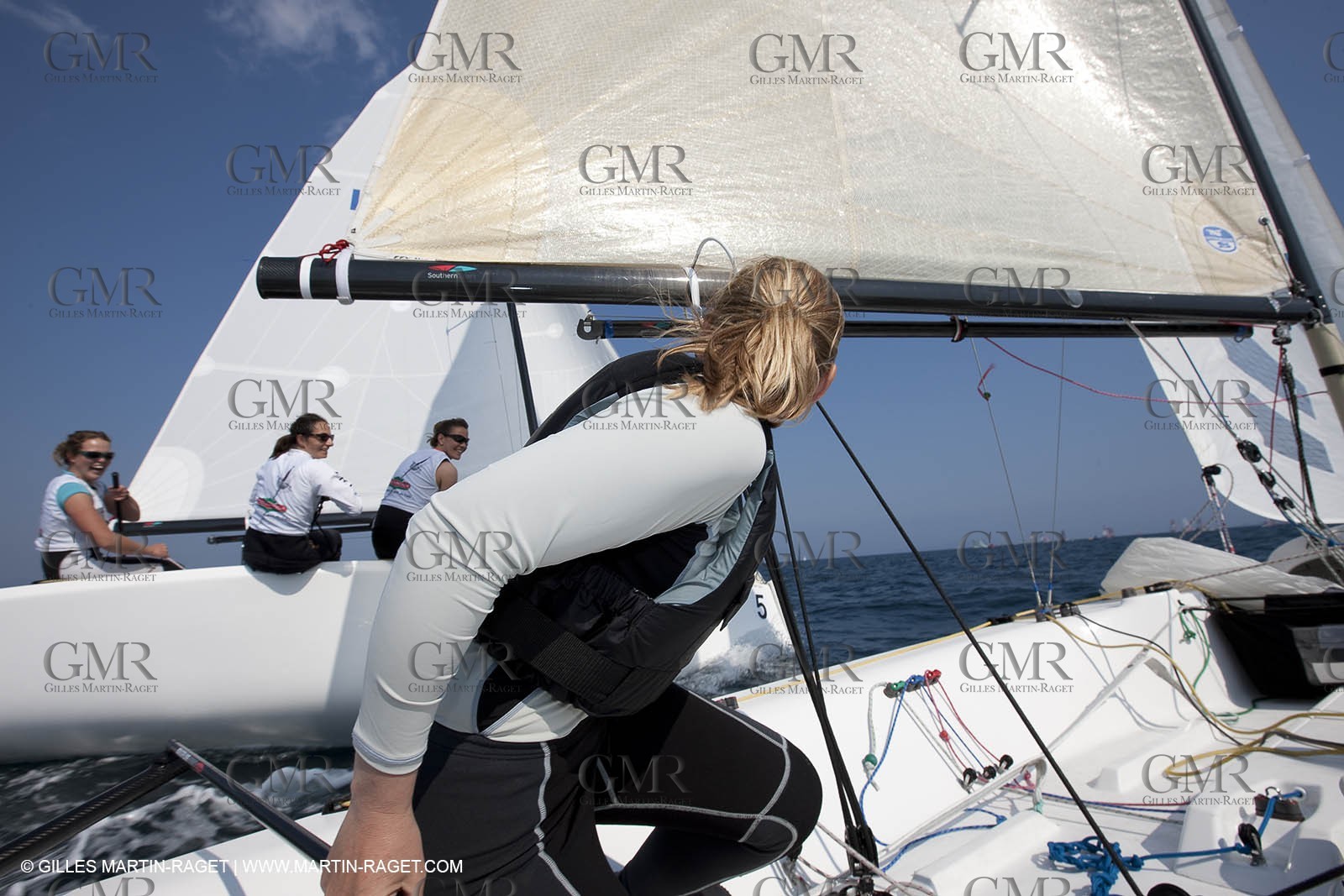20 04 2010 - Hyères (FRA,83) - SOF 2010 - Zhik Team - women Match Racing - Leroy Pruvot  Bertrand