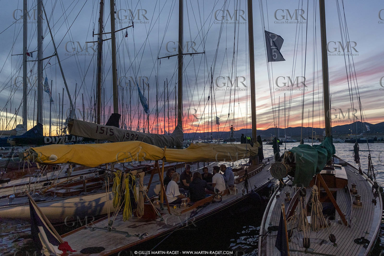 25 09 2022, Saint-Tropez (FRA,83), Voiles de Saint-Tropez 2022, ouverture du village, inscriptions et entraînements