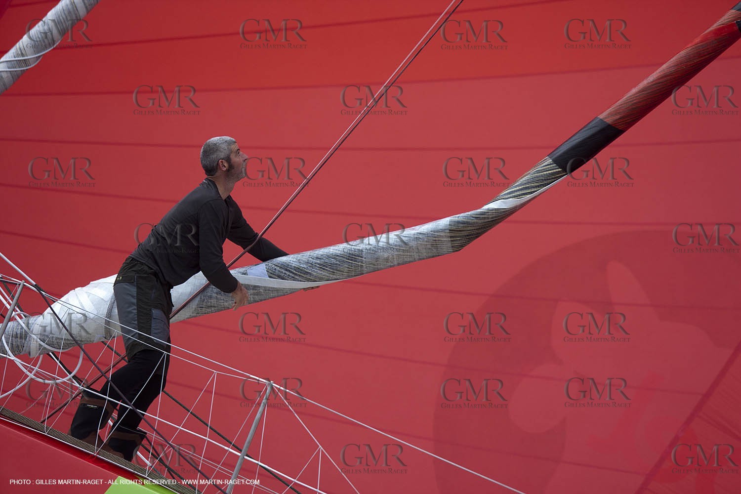 31 12 2010 - Barcelona (ESP) - Barcelona World Race 2010 - Groupe Bel - Start