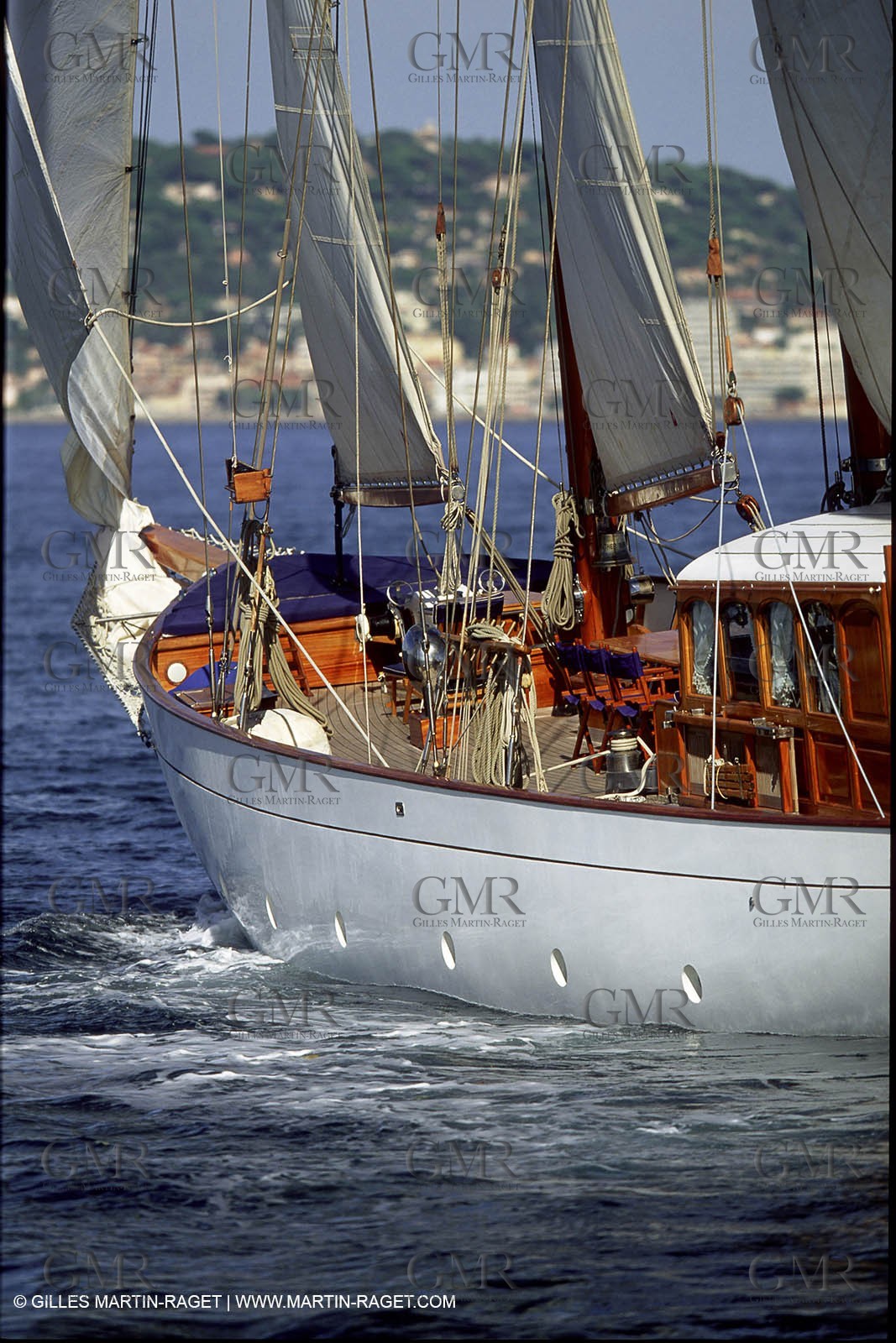 Weatherbird - Classic yachts