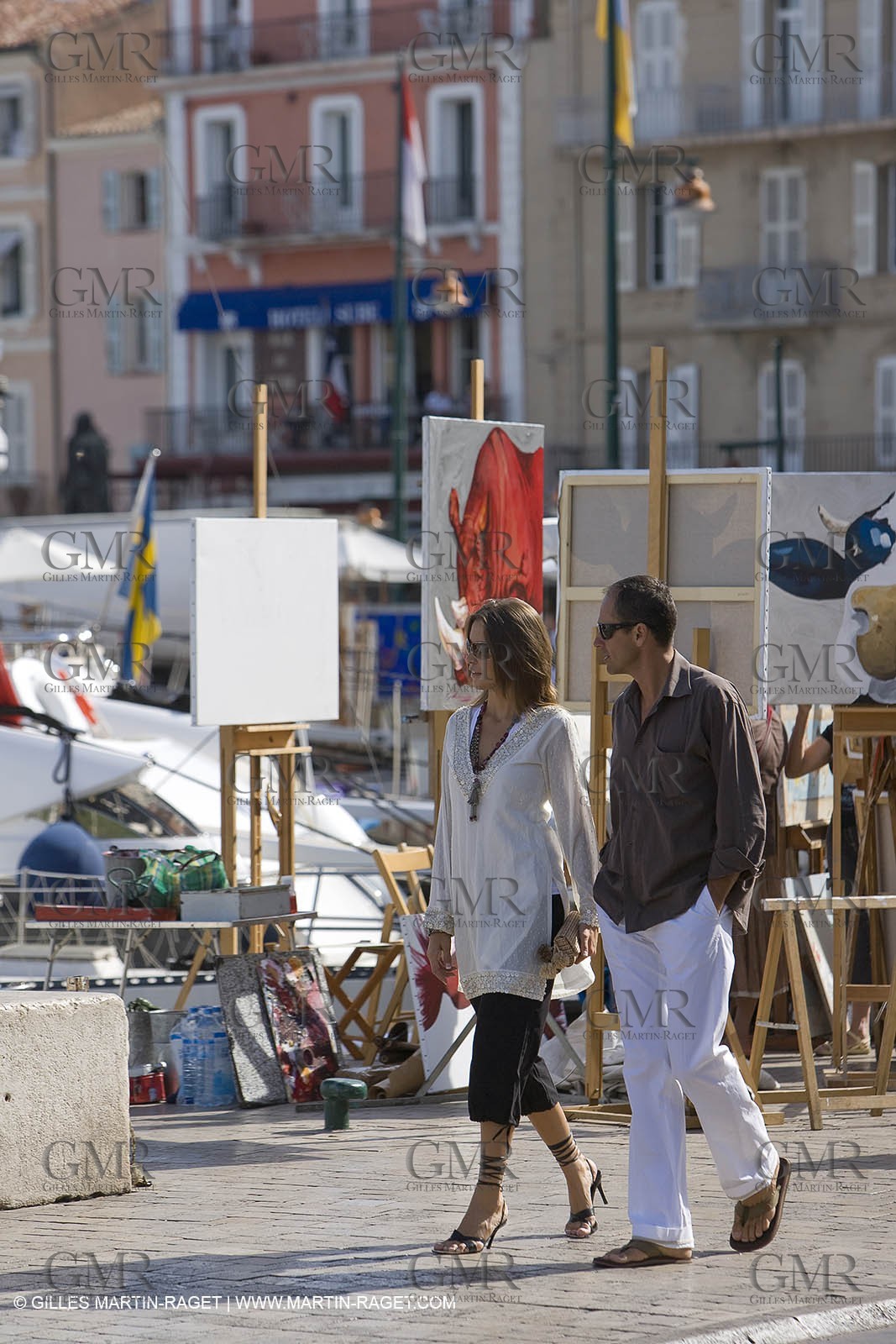 06 09 2007 - Saint Tropez (FRA, 83) - Superyachts - Motoryachts - Mangusta 92 Triple Fun in Saint Tropez - - Shopping in Saint Tropez