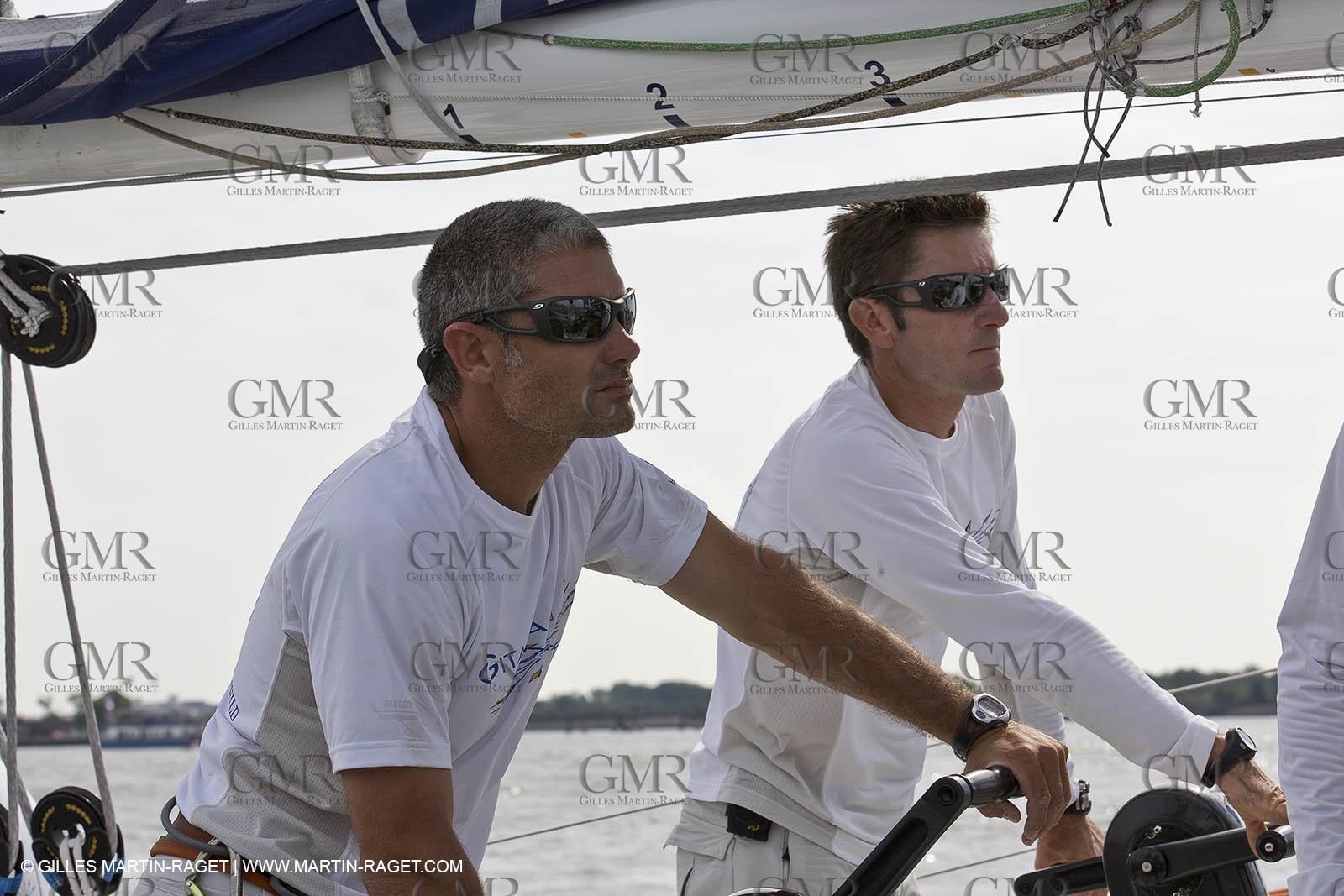 05 07 2012 - New York (USA) - Ocean Krys Race - Speed runs in fornt of NY city
