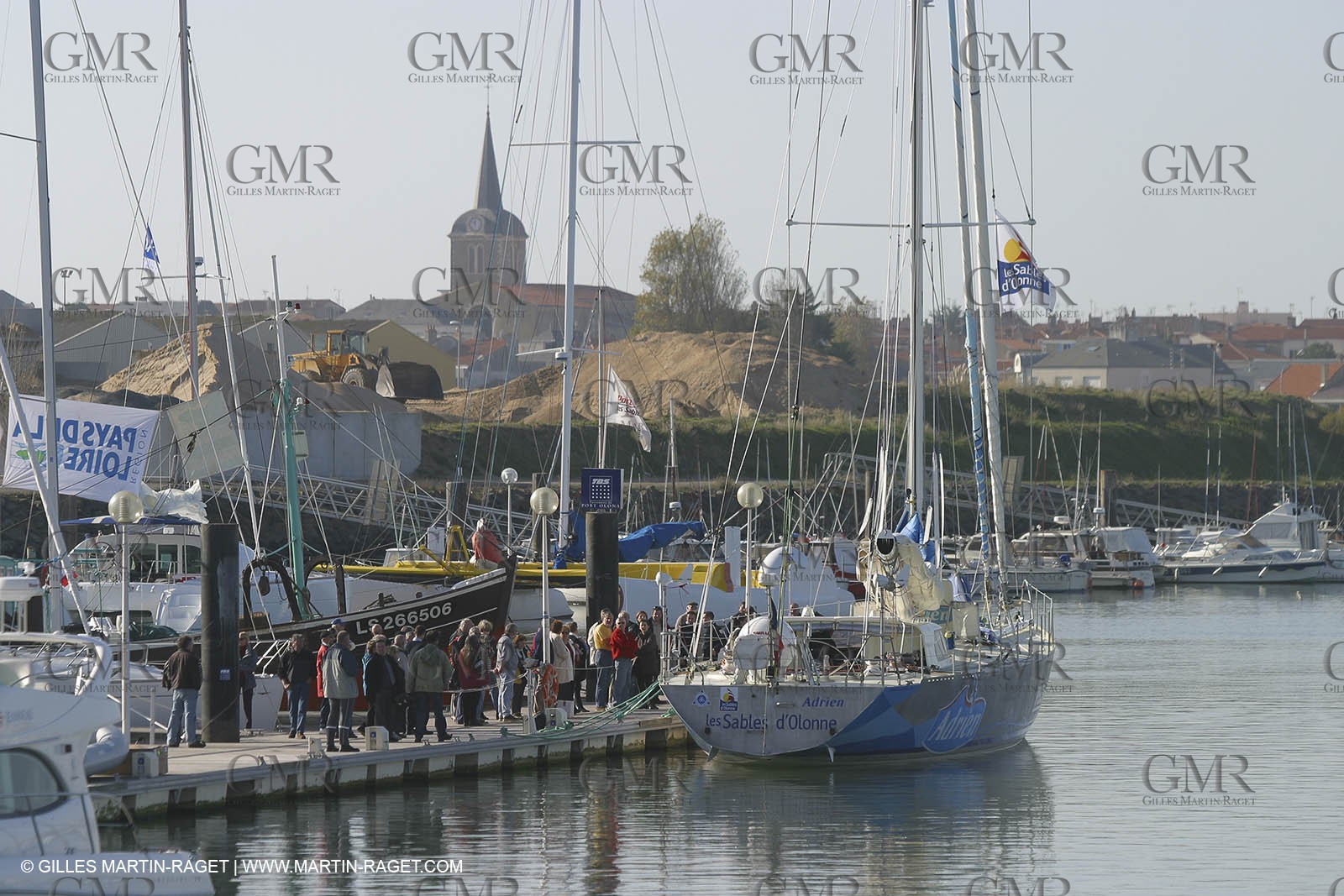 Record autour du monde à l'envers - Adrien - Jean-Luc Ven den Heede - départ des Sables d'Olonne