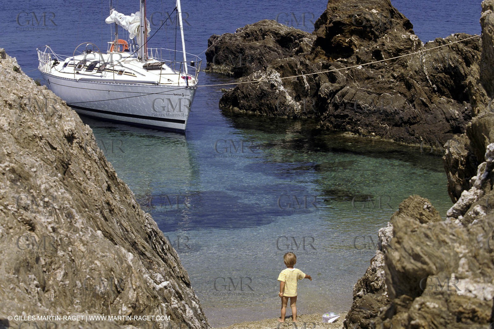 Cruising monohull mooring