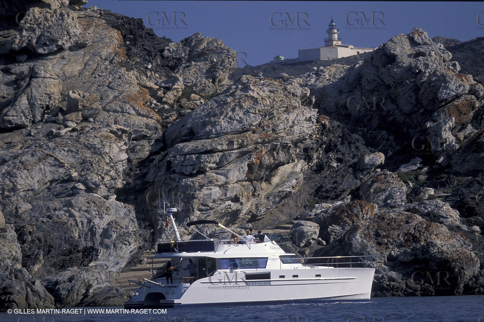 Motor boat mooring