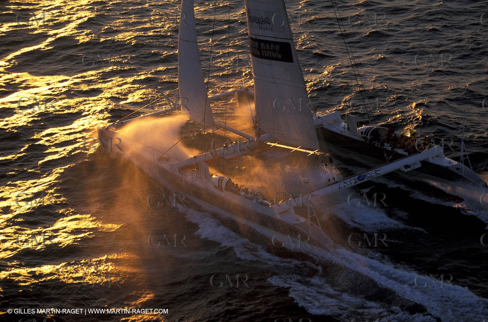 Jules Verne Trophy - Commodore Explorer