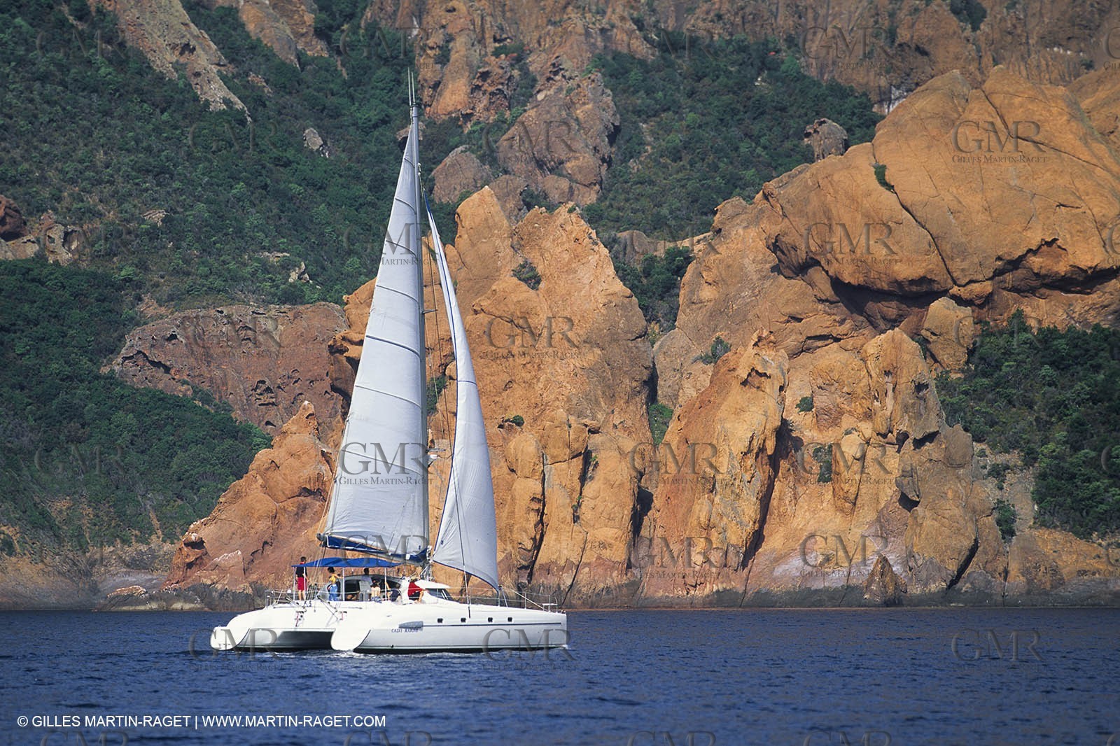 Sailing, cruising, multihulls under sails