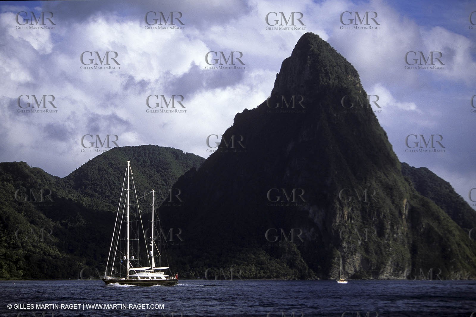 Perrini Navi - Sailing Yacht - Saint Lucy