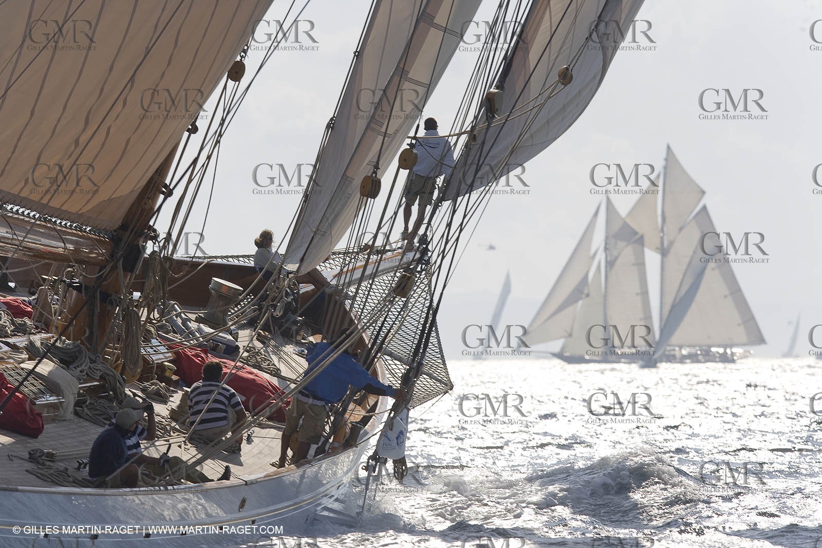 01 10 2006 - Saint Tropez (Fr) - Voiles de Saint Tropez 2006 - Arrivée de la Coupe du Yacht Club de France