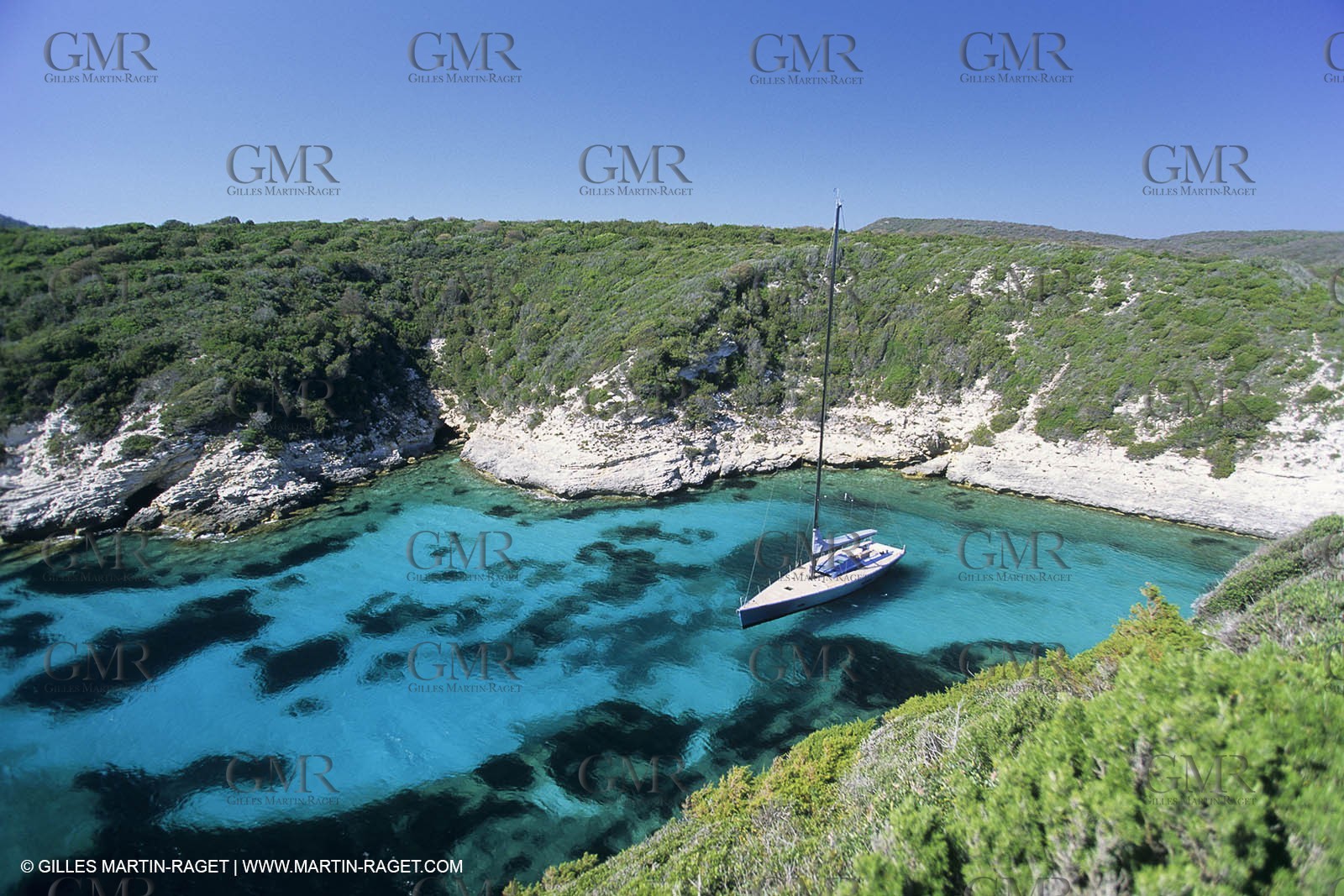 sailing, cruising, monohull at the mooring