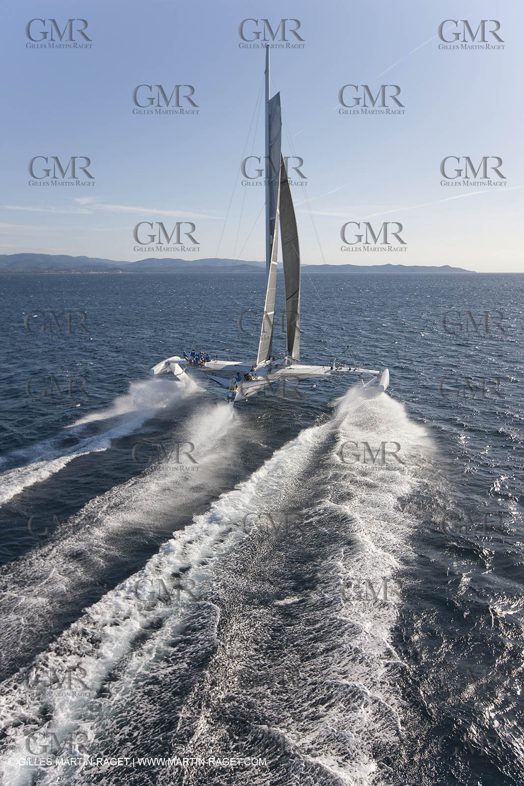 05 09 2009 - Hyères (FRA, 83) Hydroptère beat the overal sailing speed record with a run at 51,36 knts ( subjet to ratification by WSSRC)