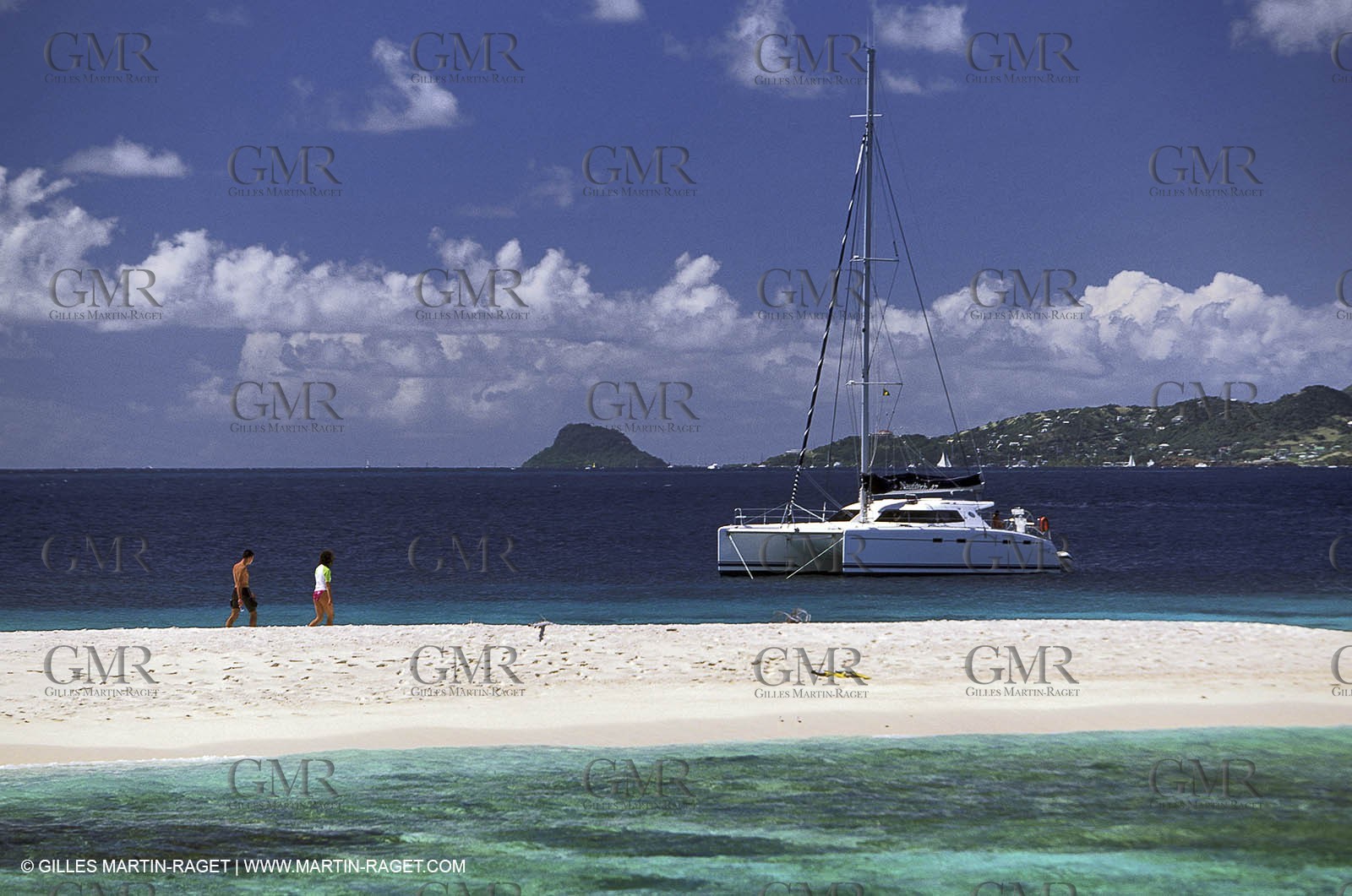 Cruising multihull mooring