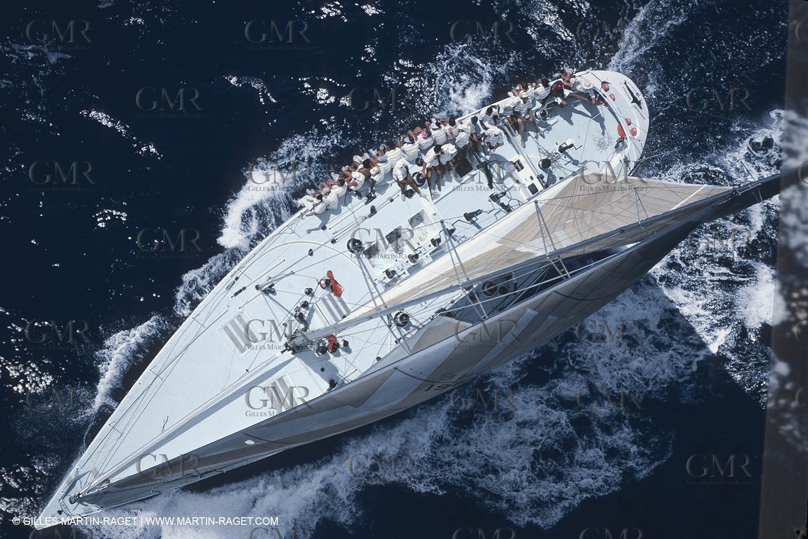 Yacht racing, Maxi monohulls