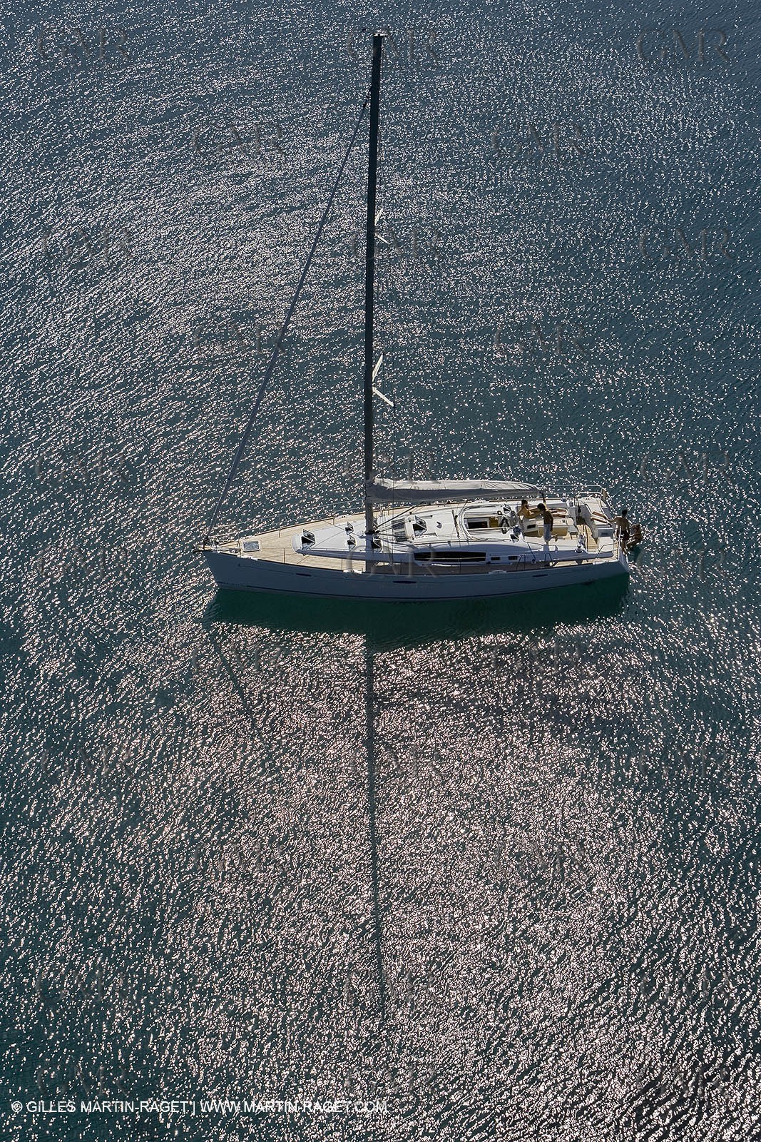 Cruising monohull mooring