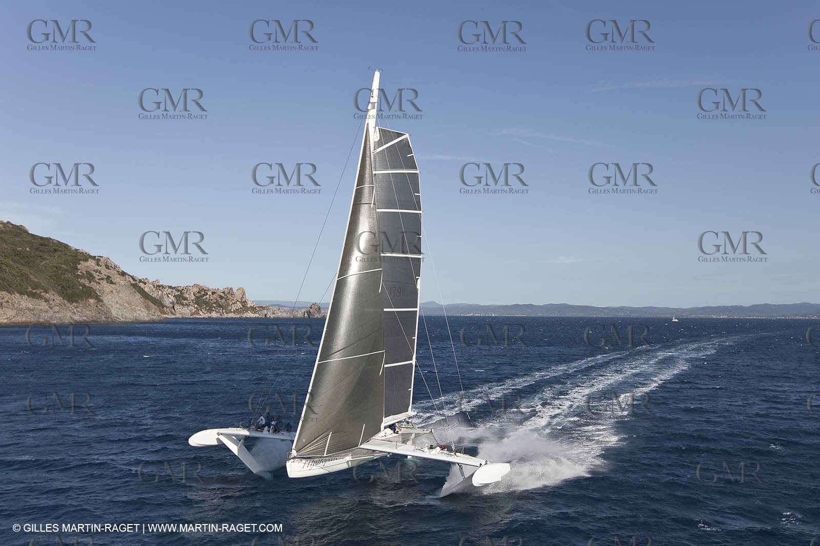 05 09 2009 - Hyères (FRA, 83) Hydroptère beat the overal sailing speed record with a run at 51,36 knts ( subjet to ratification by WSSRC)