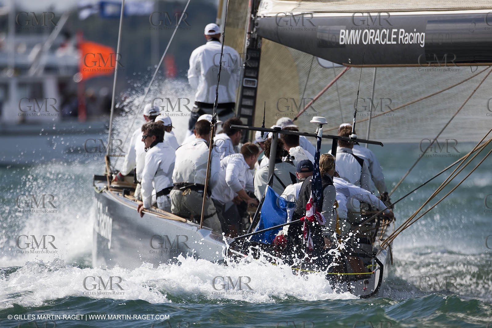 03 08 2010 - Cowes (UK, IOW) - The 1851 Cup -  BMW ORACLE Racing - Day 1.