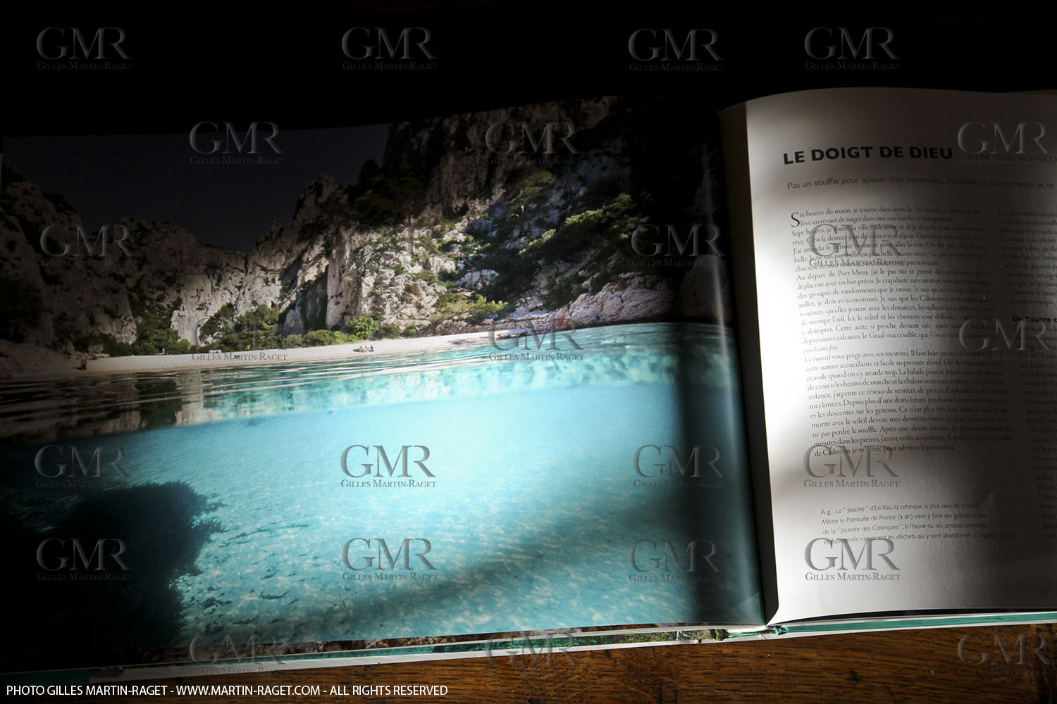 09 11 2010 - Marseille (FRA,13) - Photos odf the book Calanques, Si proches, si lointaines, Ed. Cres, Words by Juliette Lembot, Photos by Gilles Martin-Raget