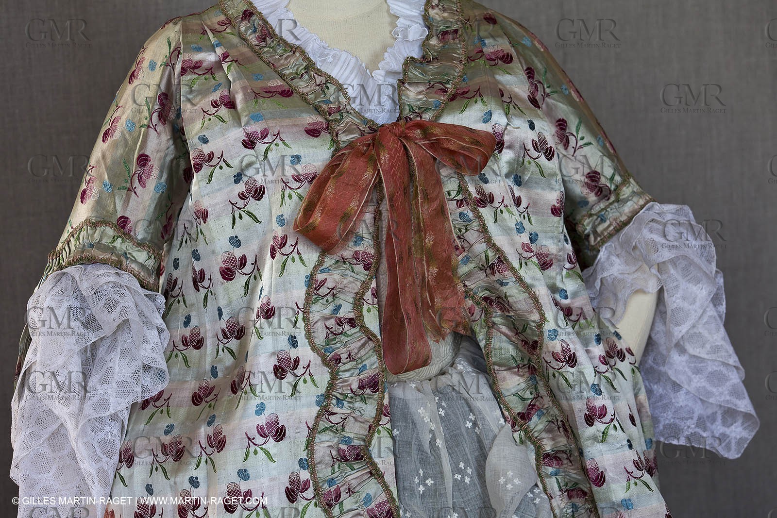 06 07 2012, Toulon (FRA,83), Villa Rozemaine, exhibition 'Fashion Dresses