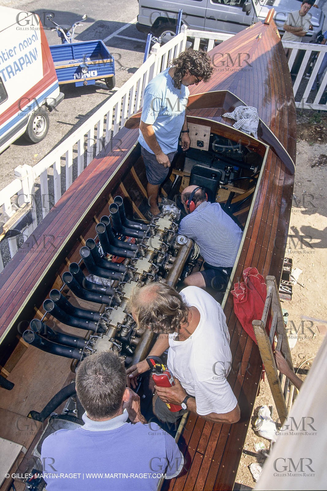 motor boats, claissc runabouts, cefit or Sagitta at Trapani boatyard (Cassis, FRA,13)