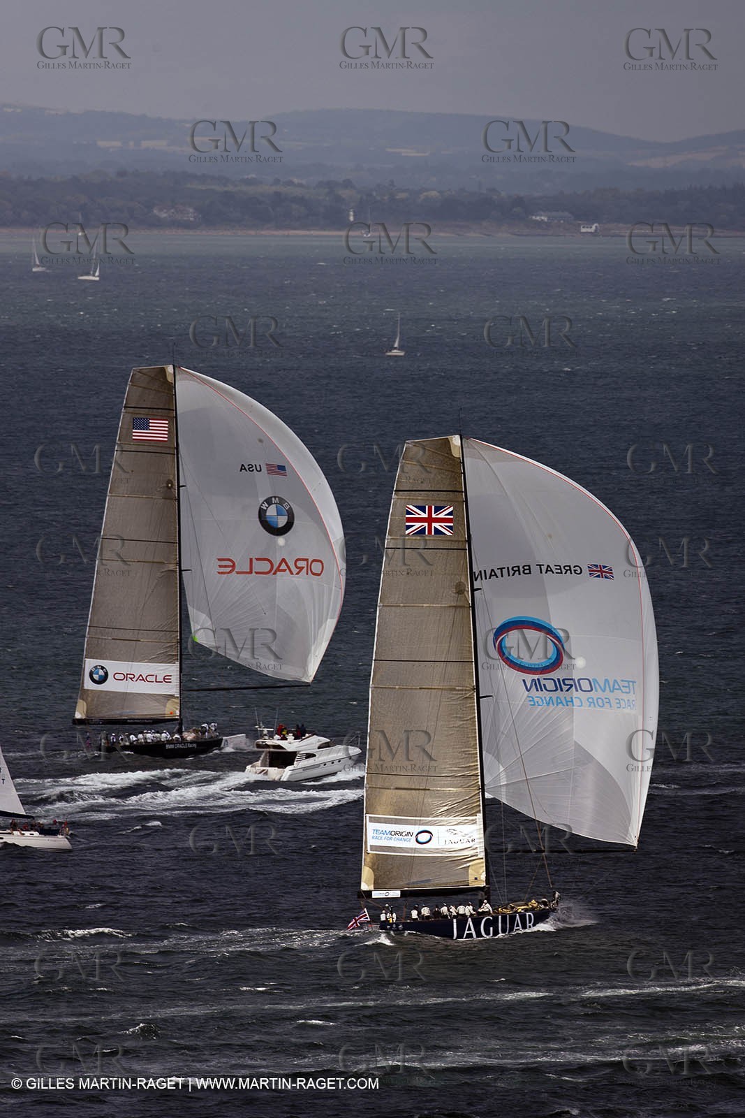 05 08 2010 - Cowes (UK, IOW) - The 1851 Cup -  BMW ORACLE Racing -  - Round The Island Race - Back in the Solent.