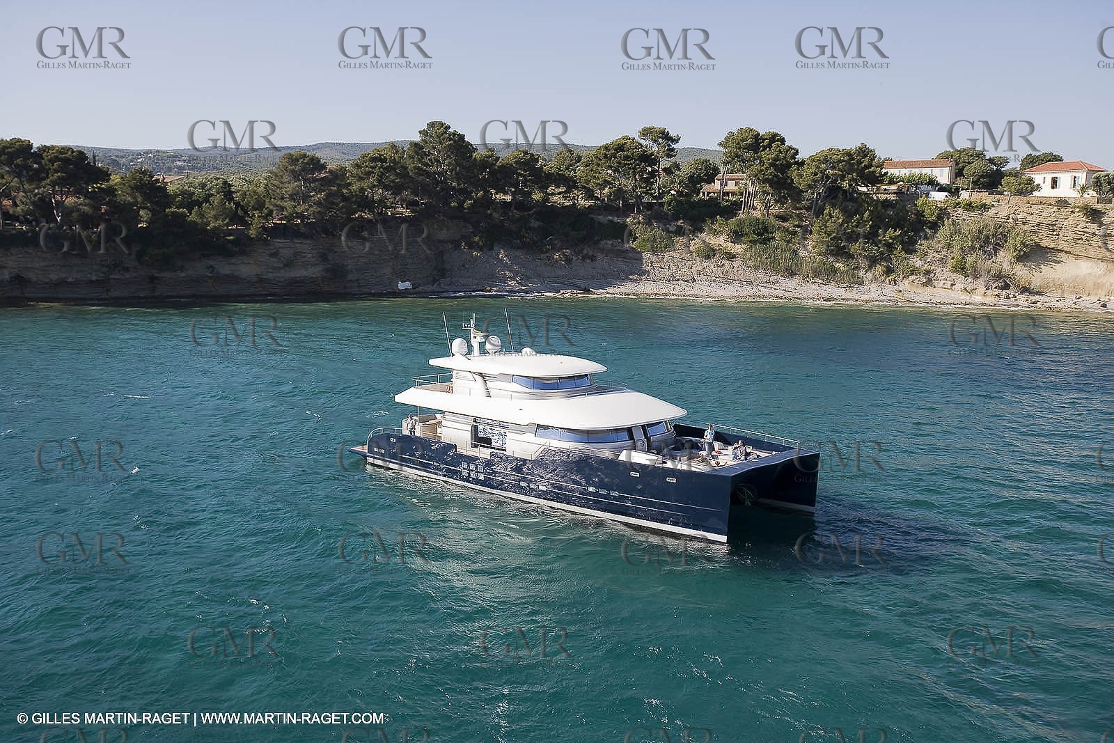 13-07-07 - La Ciotat (FRANCE) - MotorYacht - Chantier H2X